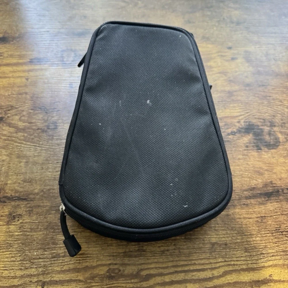 Microsoft Original Xbox Live Headset Game Storage Zip Carrying Case Black
